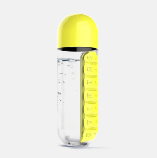 DRINKING BOTTLE WITH PILL ORGANIZER